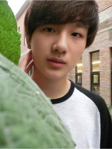 娱乐吃瓜李宏毅视频